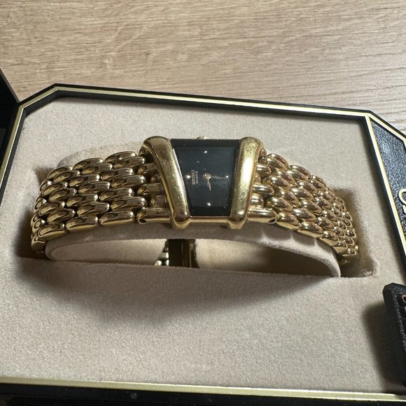 Vintage Seiko Women’s Gold Tone Asymmetrical Design Bracelet Watch - Picture 8 of 8